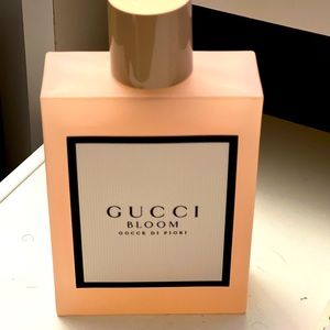 Gucci Bloom Gocce Di Fiori - Parfum